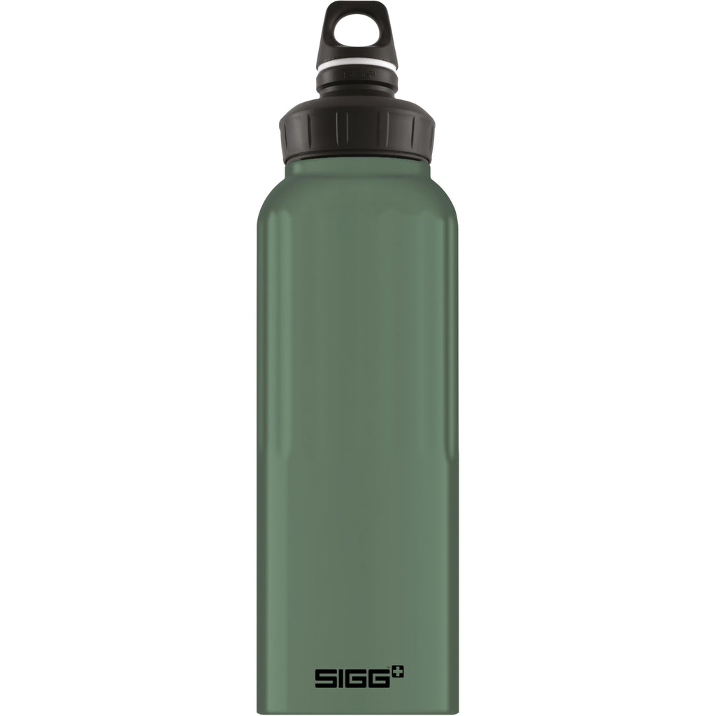 SIGG - Outdoor Water Bottle - WMB Traveller 51 OZ - Swiss Made - Carbonated Drinks - Leakproof, Recycled, Carbon Neutral